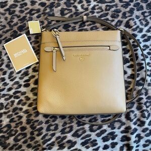 Michael Kors Crossbody Bag